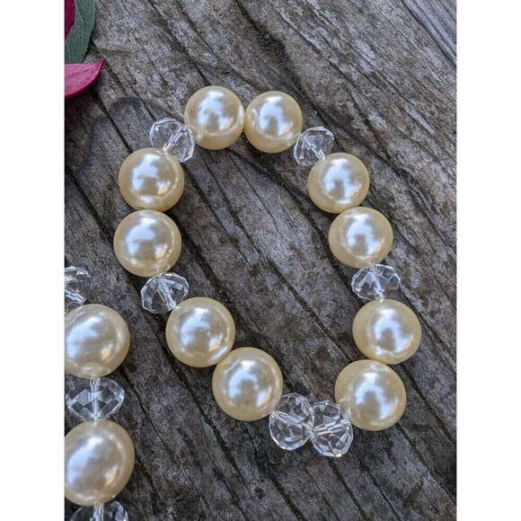 Vintage Faux Pearl Bracelet Stack, 3 Pearly Stretch Bracelets - Picture 6 of 10